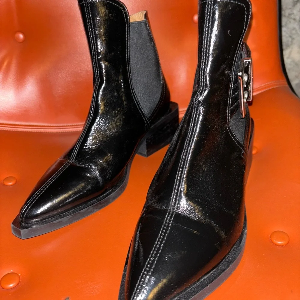 EUC - GANNI Black Patent Leather Buckle Chelsea Moto Booties- Sz 37 - Picture 5 of 6